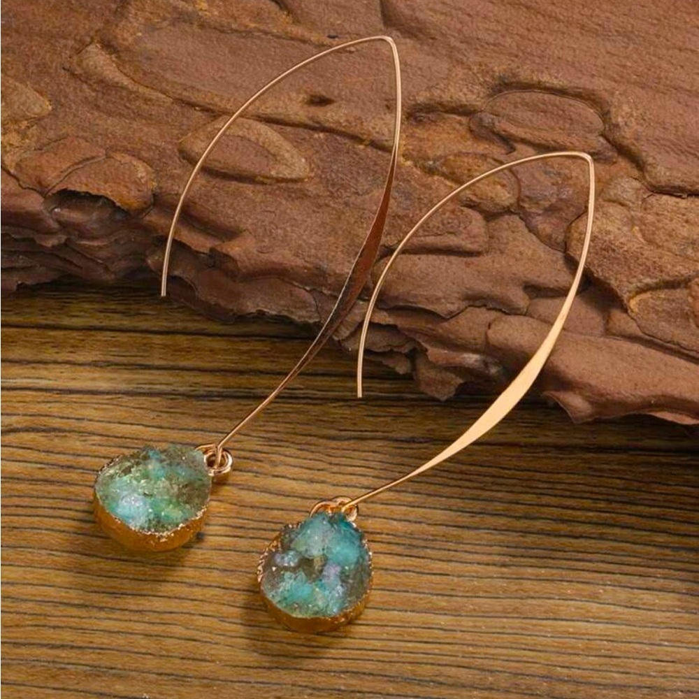 🌟2/$20🌟Golden Leaf Hoop Earrings